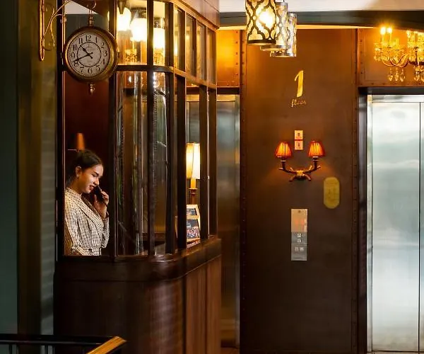 Hotel Montraj Coach Sukhumvit