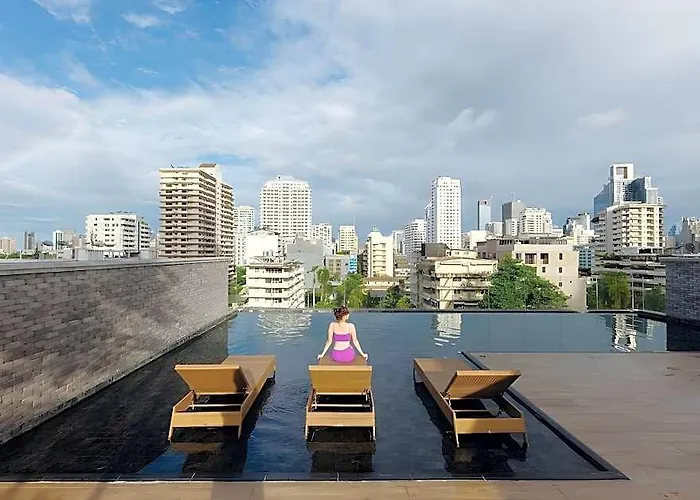 Montraj Coach Sukhumvit Hotel Bangkok
