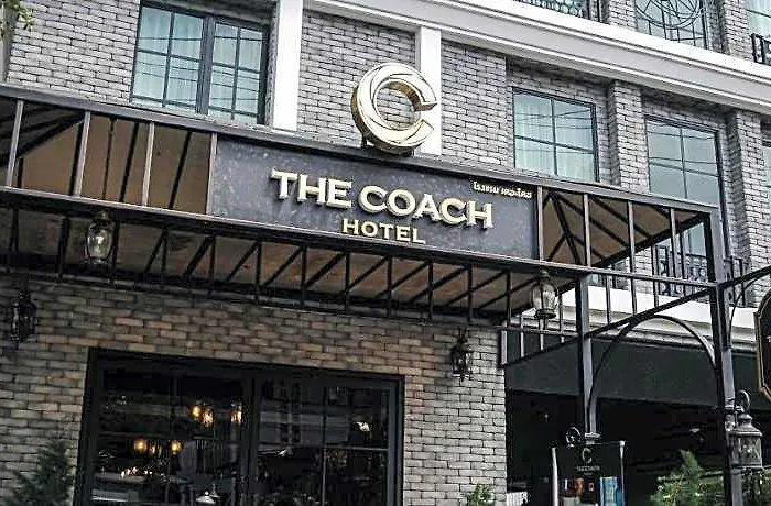 Montraj Coach Sukhumvit Hotel