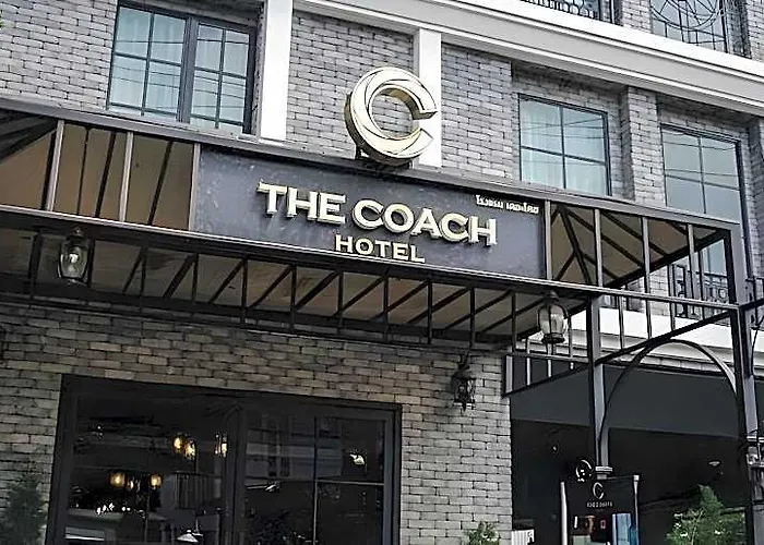 Montraj Coach Sukhumvit מלון 4*